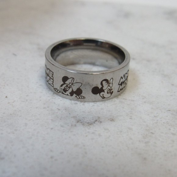 Minnie Mouse Size 8 Steel Ring - Picture 4 of 8